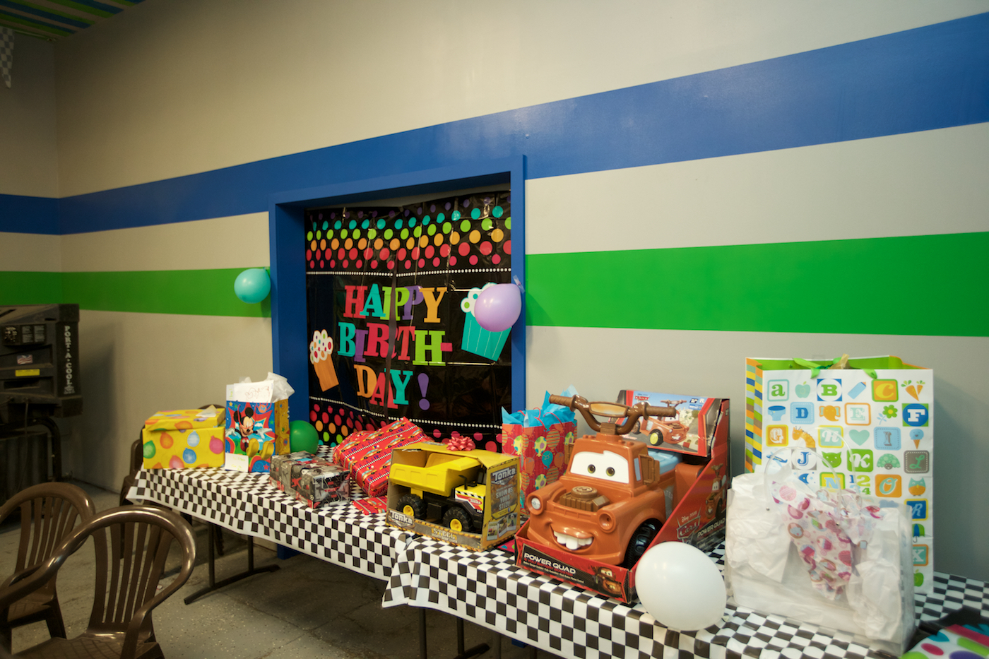 Party Packages – Exeter Raceway & Hobbies